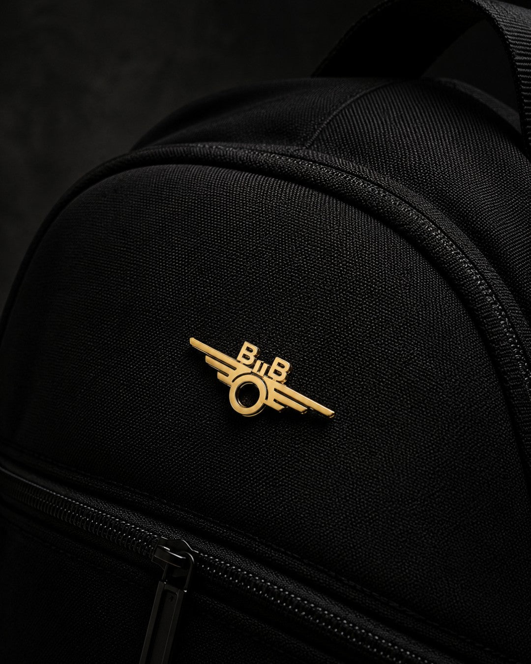 Trainimals goldfarbener Flügelrad-Pin mit "BuB"-Logo, 4 cm Durchmesser, für Bahn-Liebhaber.