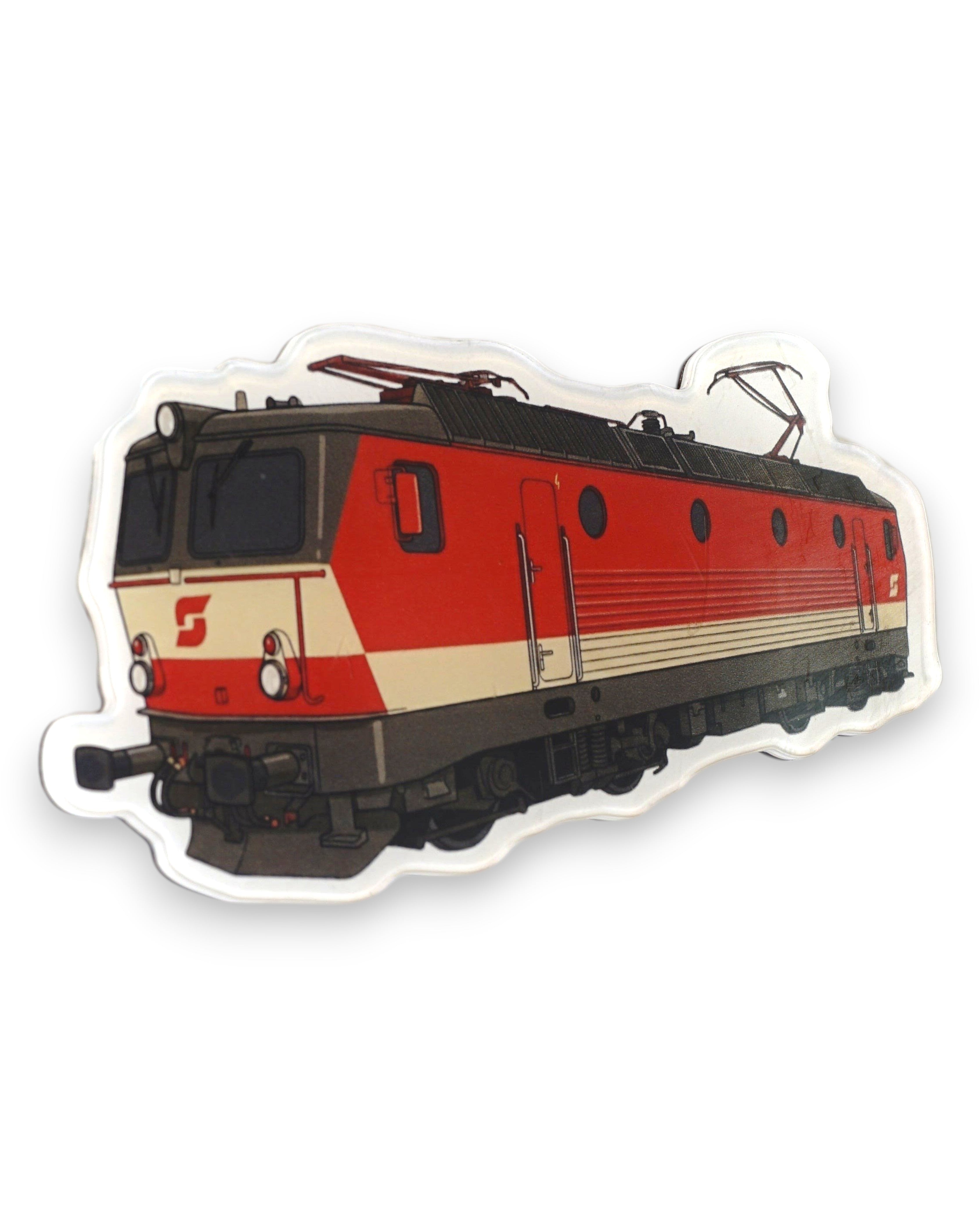Trainimals Schachbrett Acryl Magnet: rote und weiße Lokomotive mit detaillierten Konturen, glatte Oberfläche, ca. 10 cm
